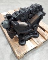 Tongs, Manual, Gearench, 4"-24", complete with chain - UL07338 - Quipbase.com - UL07338_Picture_002.JPG