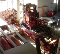 Access Basket, Drillfloor - Derrick - Maritime Hydraulics - UL04987 - Quipbase.com - UL 04987 Stabbing Basket.jpg