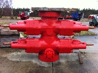 BOP, 13-5/8", 10000 psi, Stack, Cameron (double + annular) - UL05335 - Quipbase.com - IMG_1093.jpg