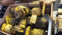 Hydraulic Drive Motors, e.g for overhead crane or skid - UL06612 - Quipbase.com - DSCF8265.JPG